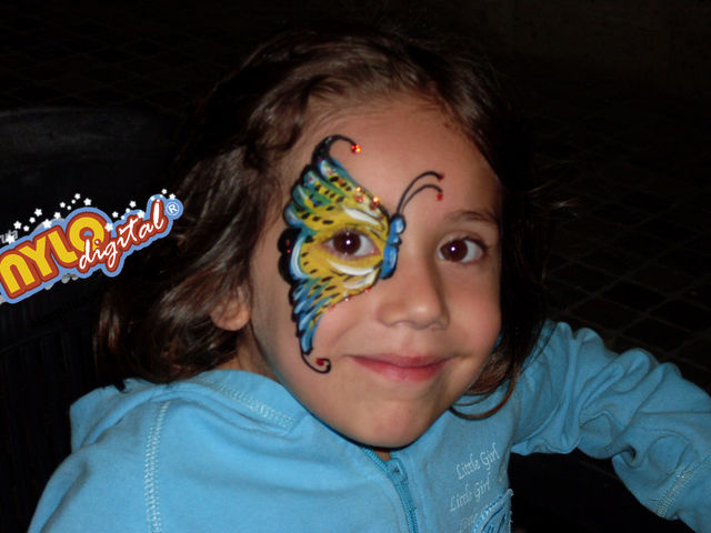 MAQUILLAJE INFANTIL
